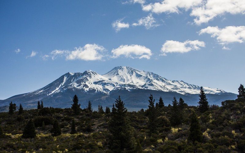 北カリフォルニアの聖山、マウント・シャスタへ